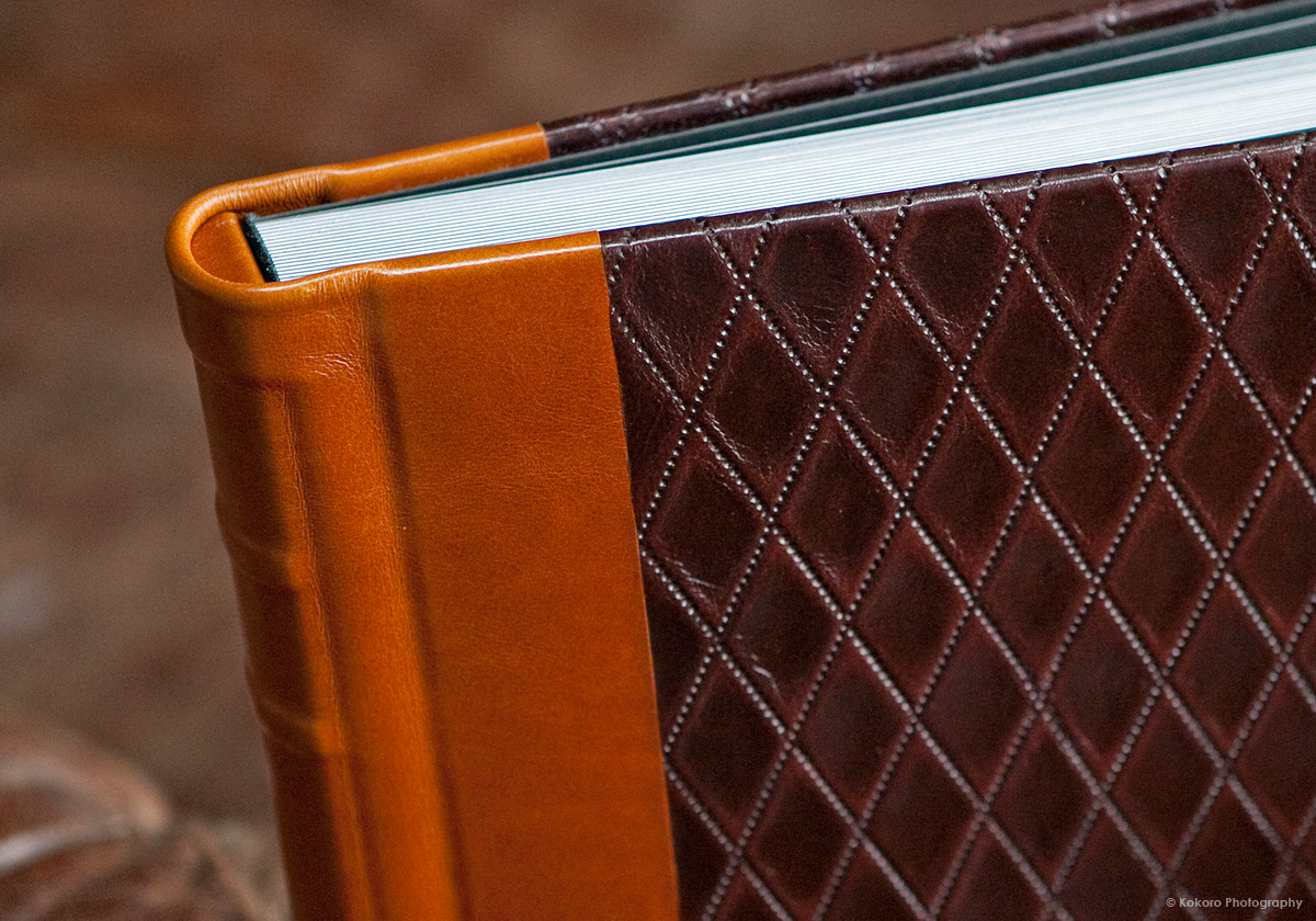 Vintage spine in Chiara leather